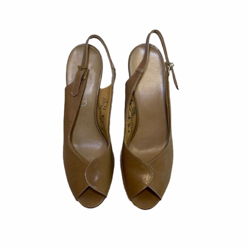 VTG Leather Peep Toe Sling Back Designer Heels 8